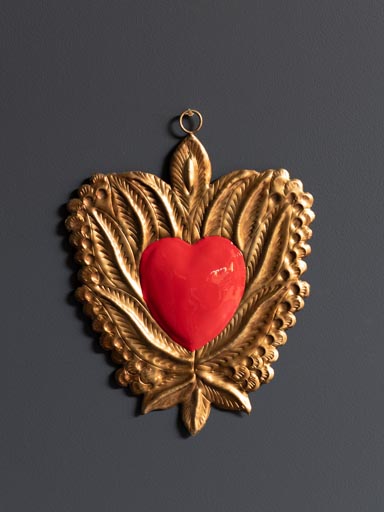 Hanging Ex-voto red heart with leaves