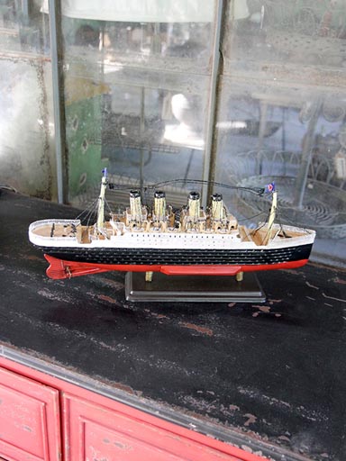 Toy boat in metal