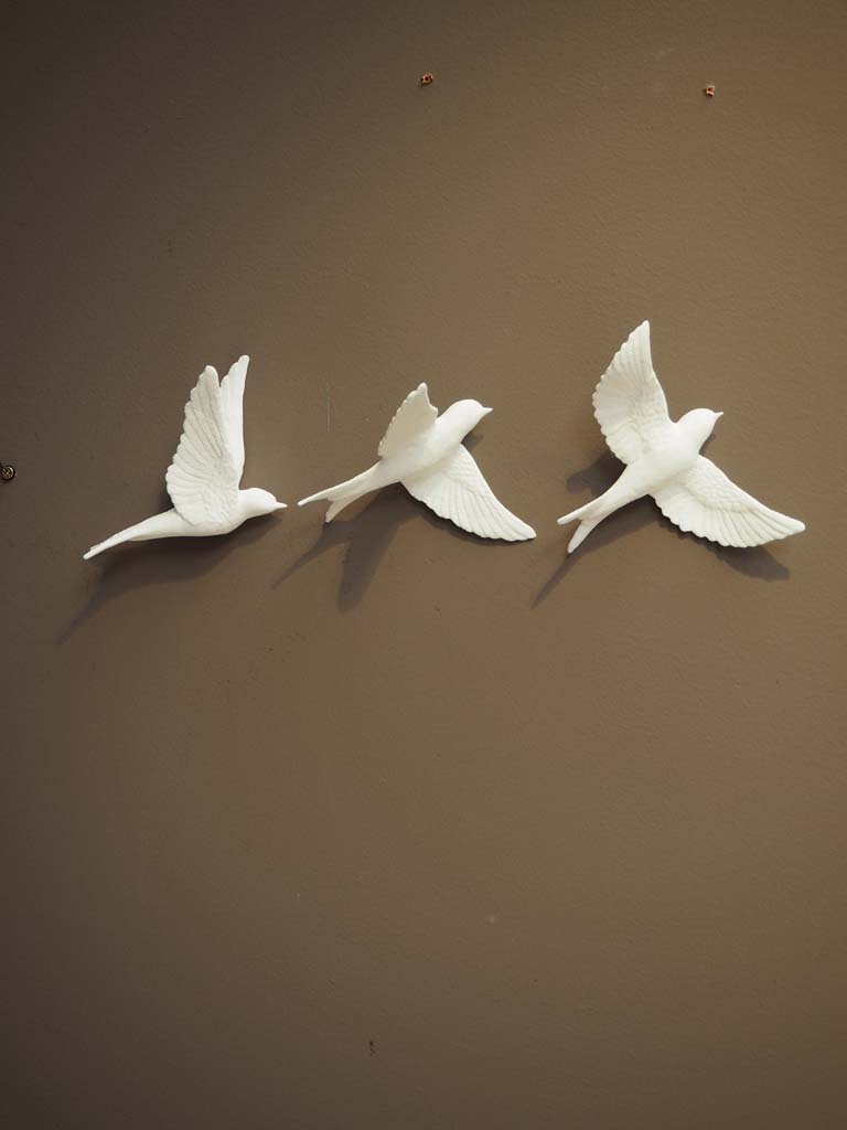 S/3 wall birds in porcelain - 1