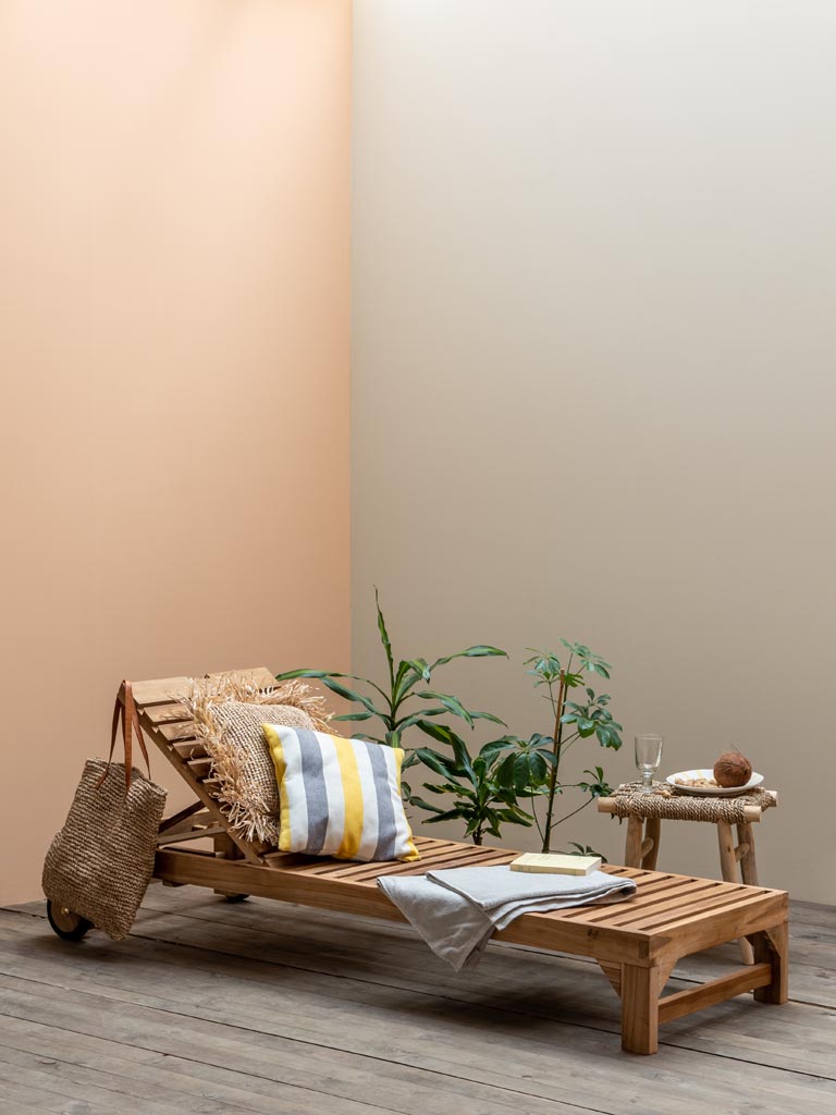 Outdoor sun lounger in teak Tirama - 12