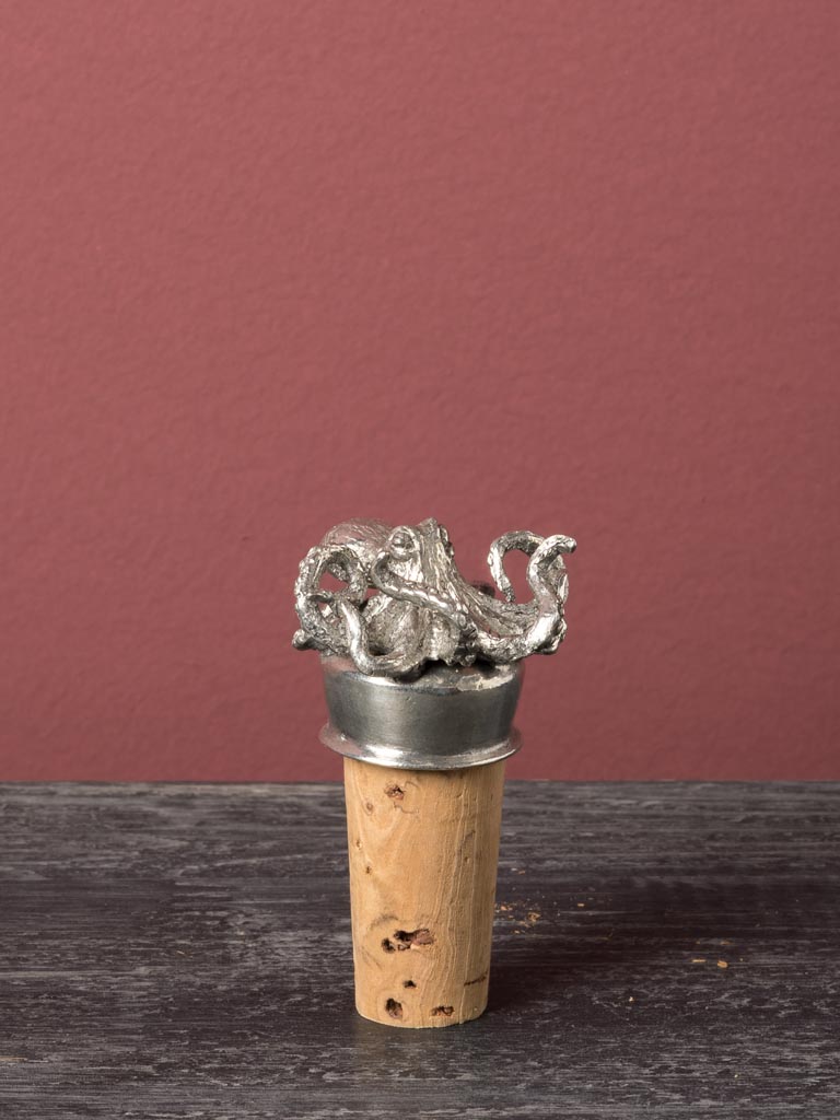 Cork stopper with pewter octopus - 1