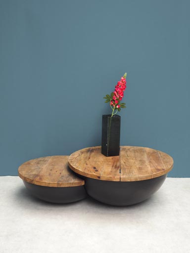 Round coffee table with storage inside