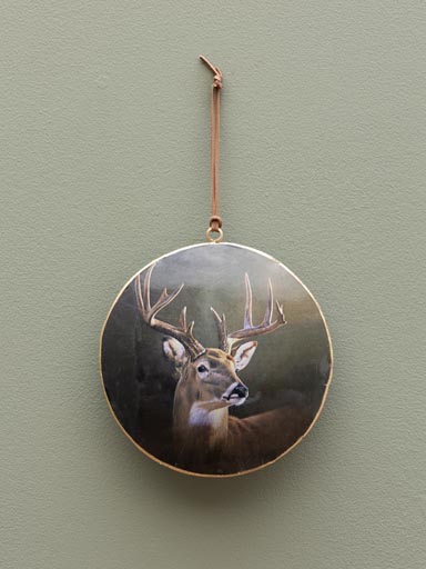 Hanging flat ball with deer