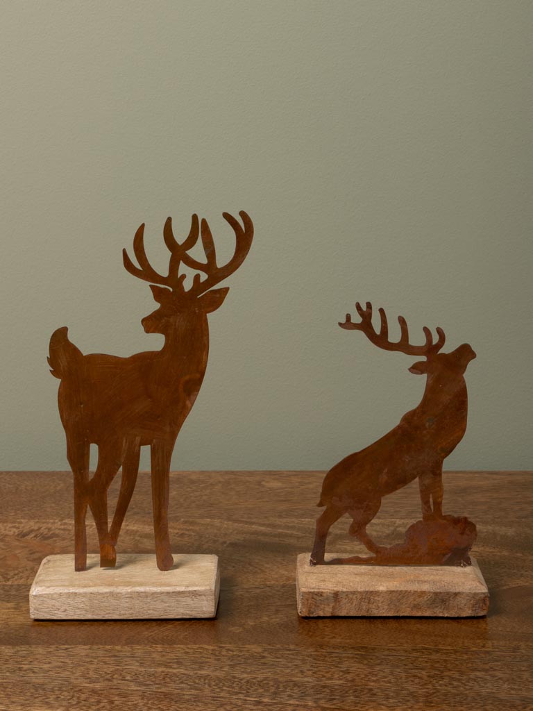 Standing rusty deer wooden base - 4