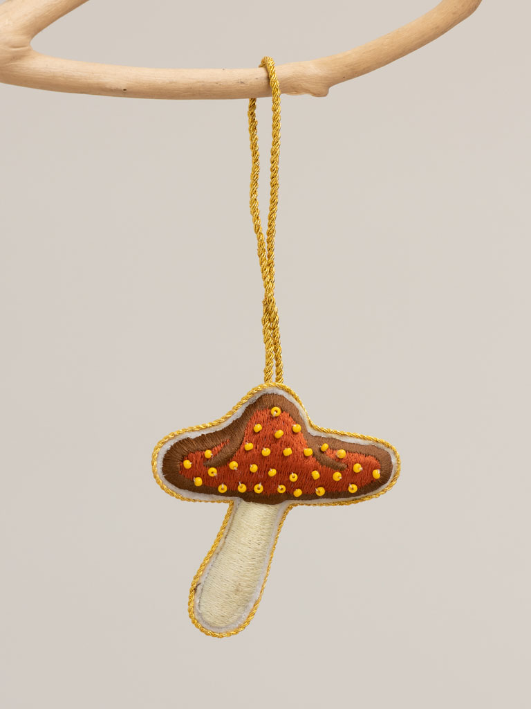 Hanging emboidered mushroom with sequins - 1