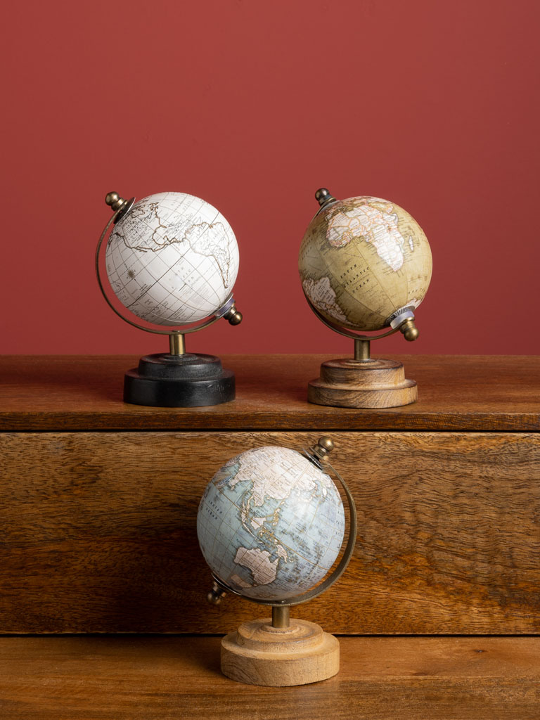 S/3 small globes - 1