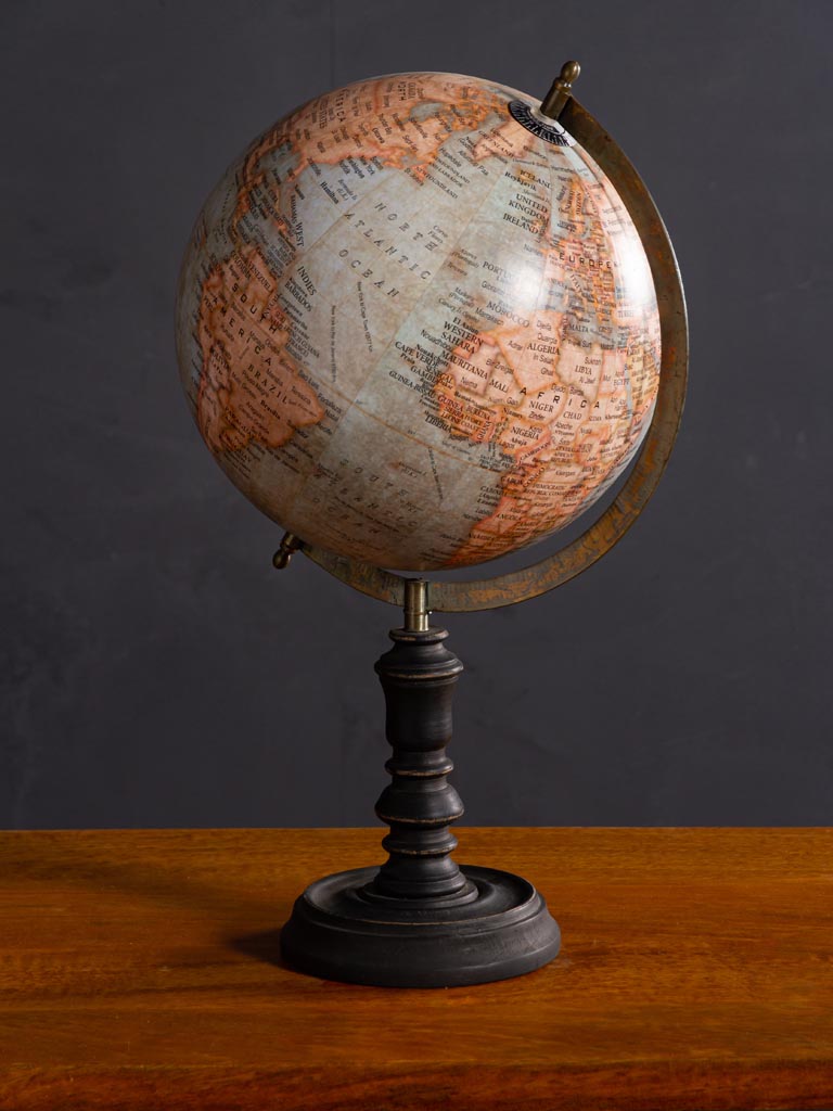Blue globe 10