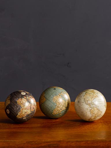 S/3 globes 10cm sans base