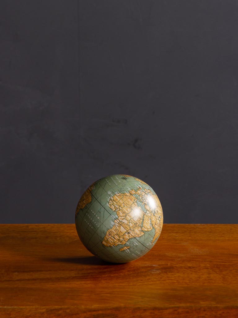 Green globe 5