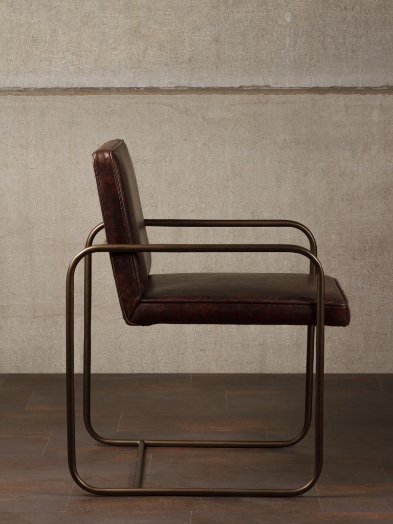 Leather armchair 