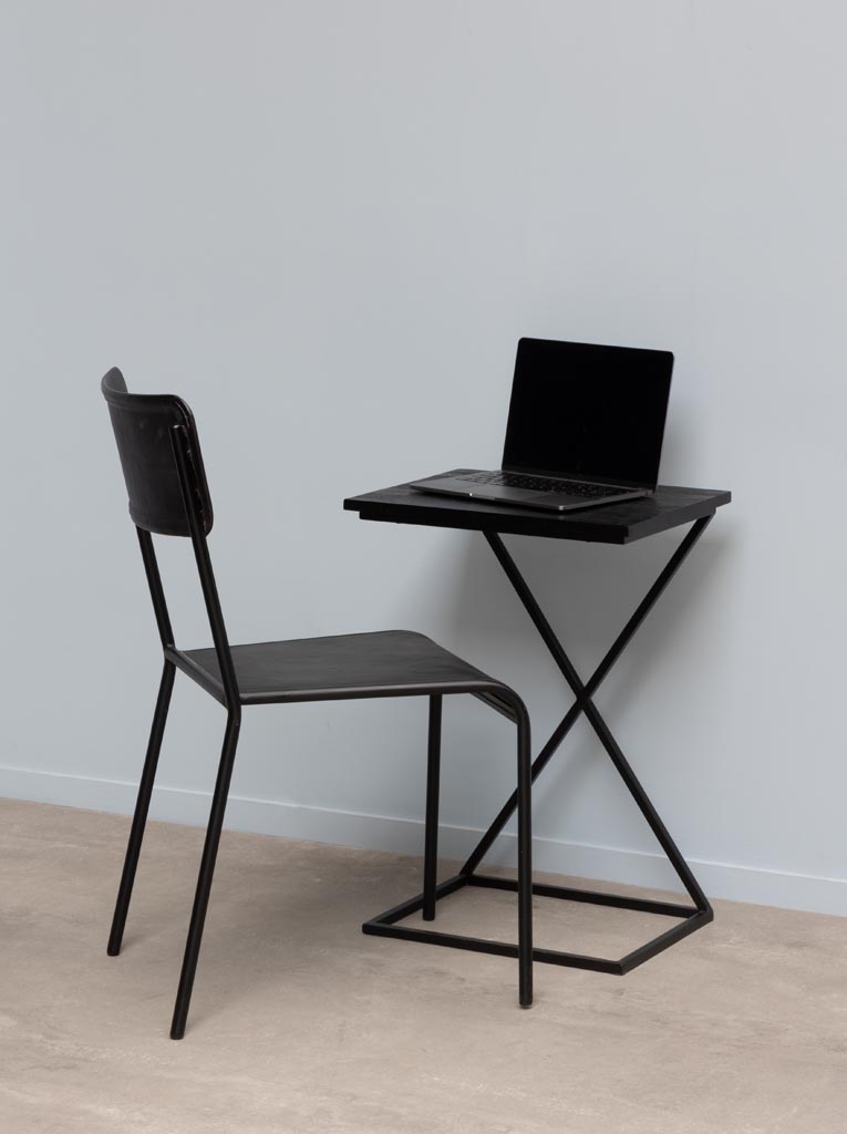 Small laptop table with X feet - 3