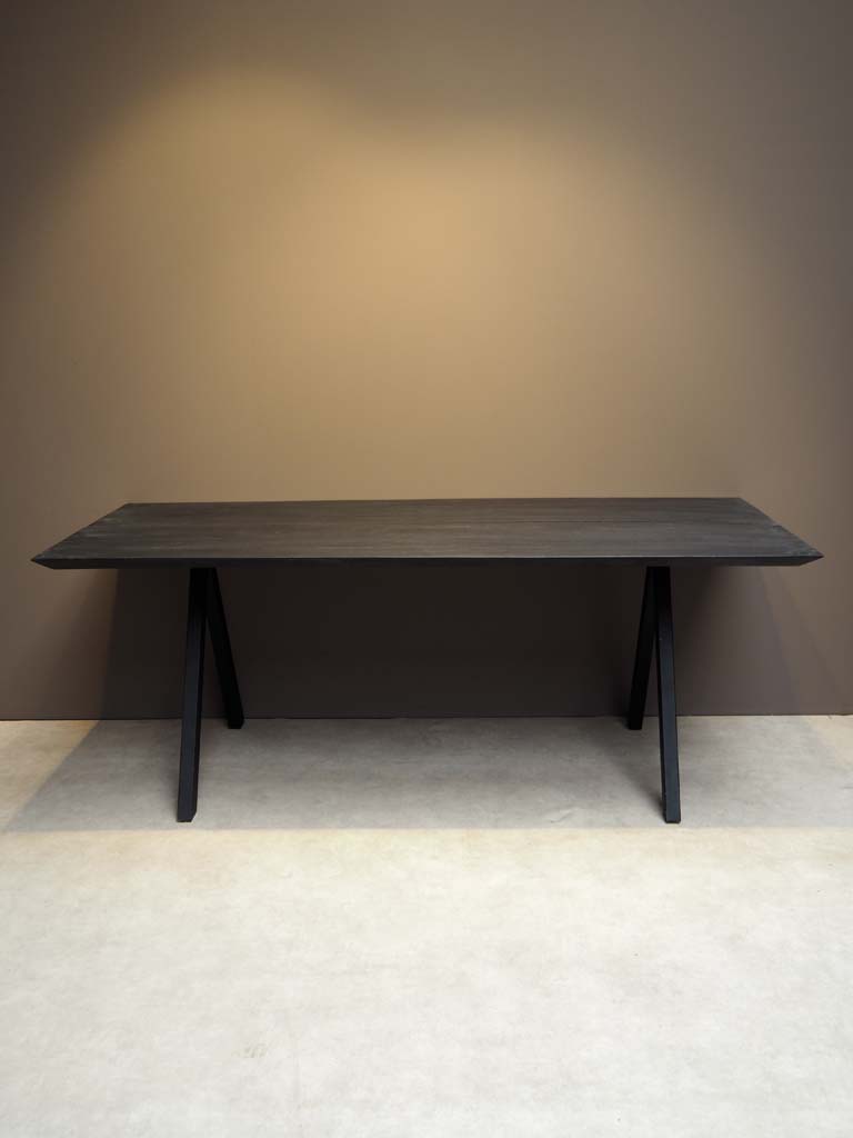 °Table dark mango wood Vecteur - 1