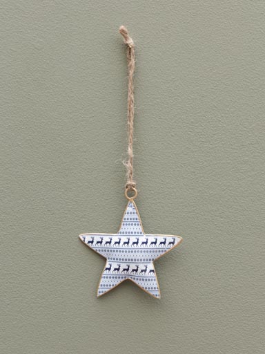 Hanging white star with small deers