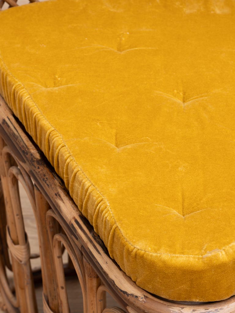 Table ronde & 4 chaises coussin ocre Mandala - 6