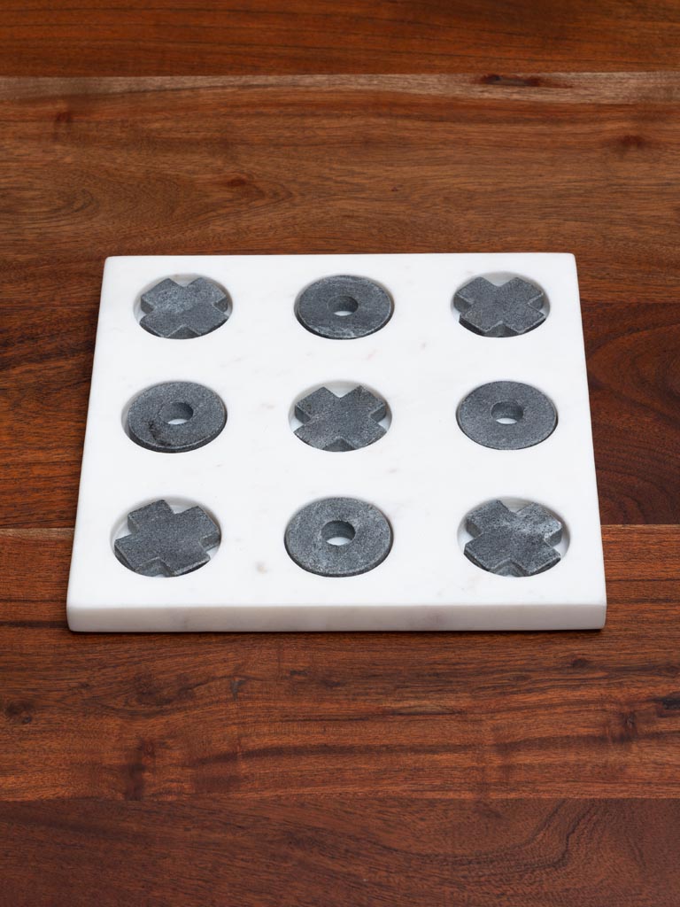 Tic tac toe game in white & grey marble - 3