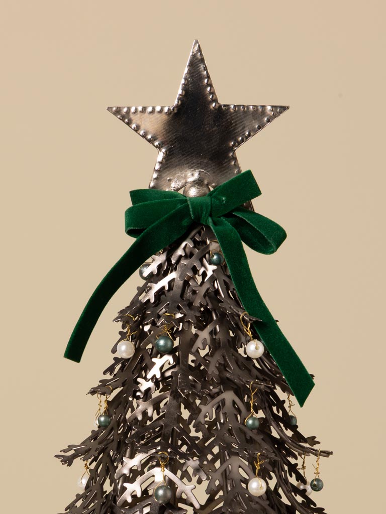 Grand sapin argent avec perles et ruban vert - 4