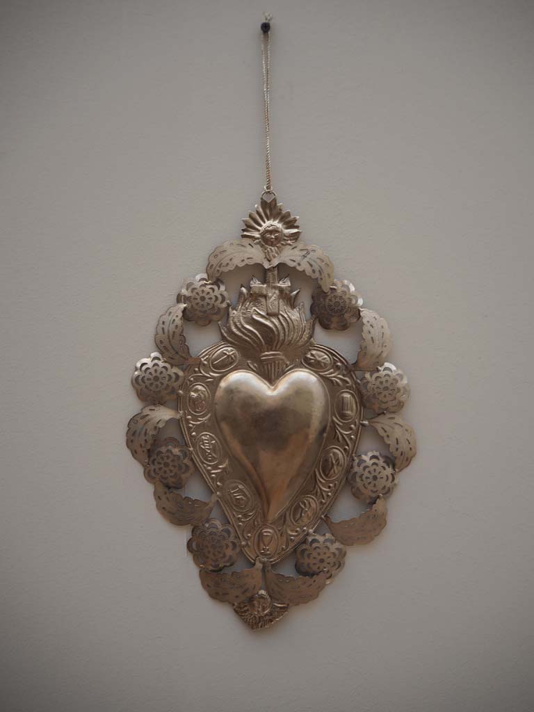 Hanging Ex-voto heart with flowers - 1