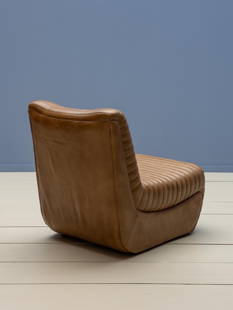 Channel tufted leather armchair Aston - 4