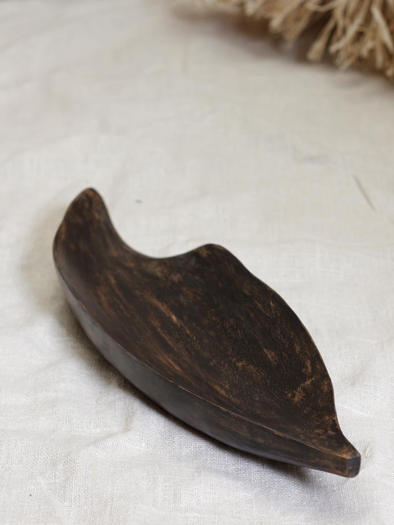 Dark wooden tray Leave - 1