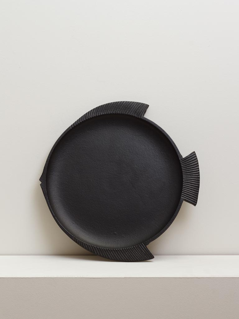 Big black round fish dish - 1