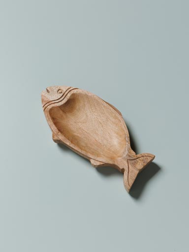 Small fish dish in wood