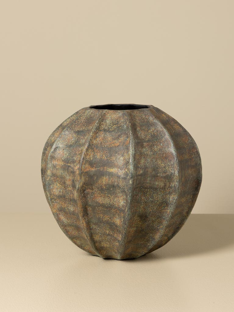 Aluminium vase hull shape - 3
