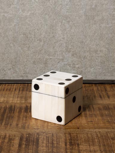 White dices box