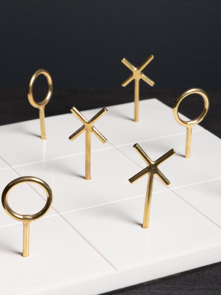 Resin Tic Tac Toe game with golden details - 4
