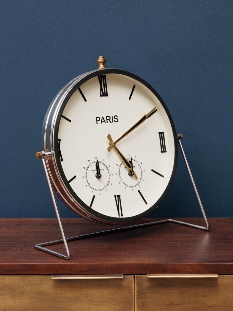 International table clock - 1