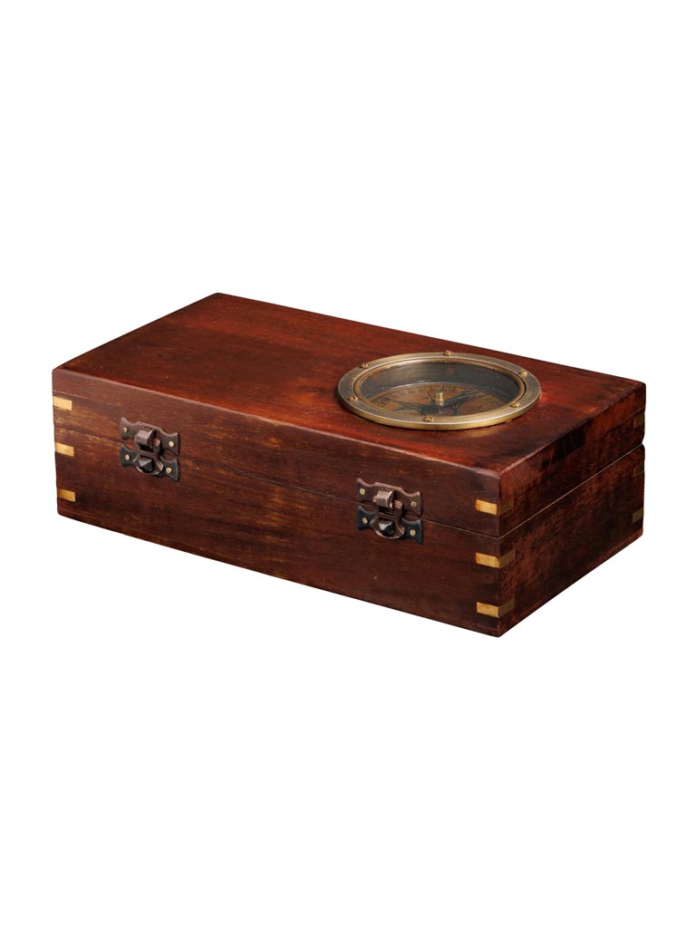 Box with compass on the lid - 2