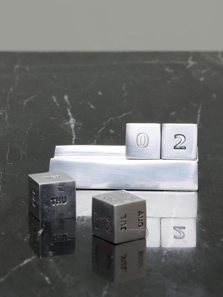 Perpetual calendar silver cubes - 5