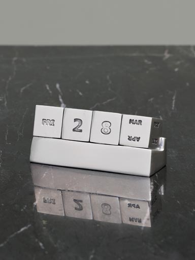 Perpetual calendar silver cubes