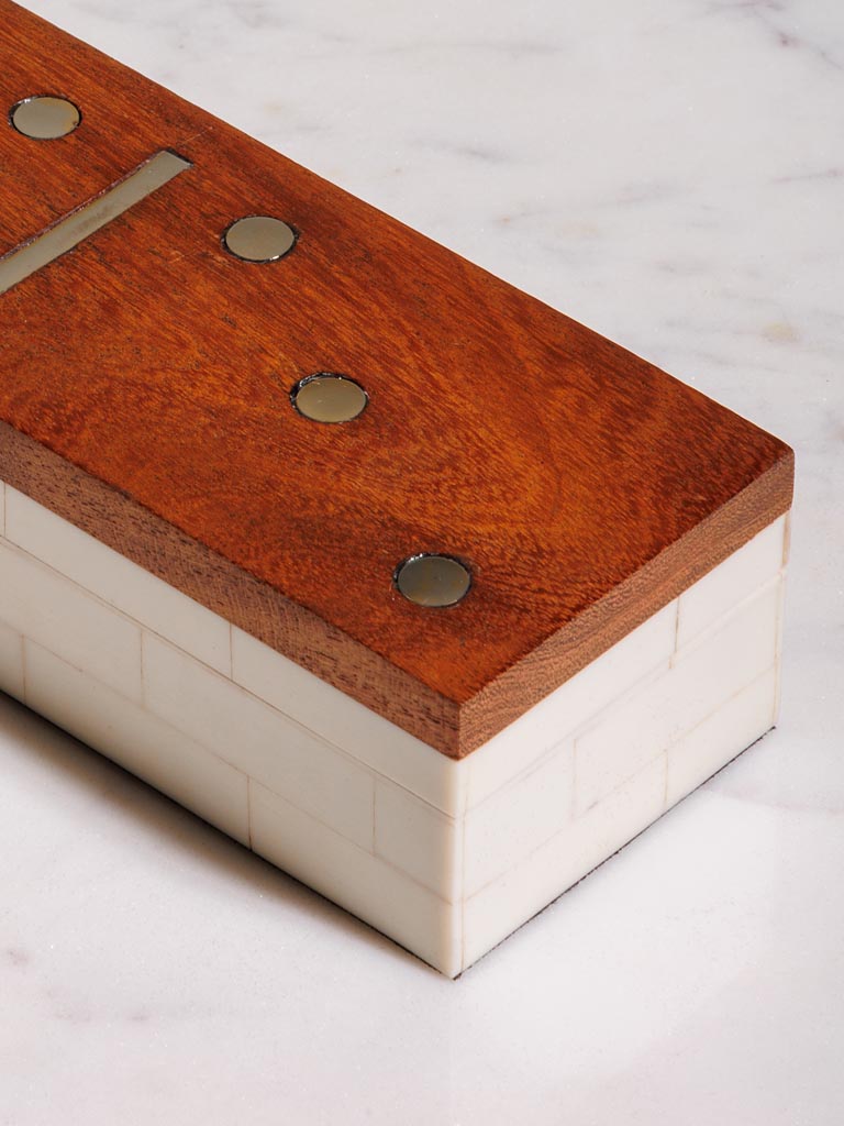 White domino box game - 3