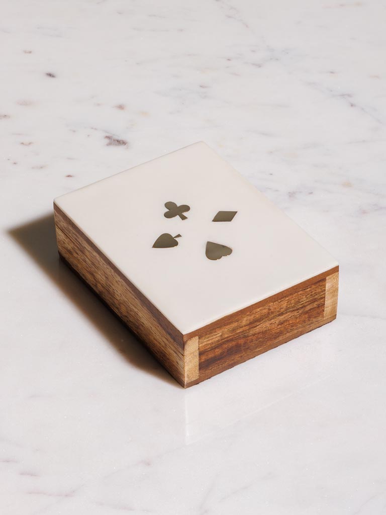 Boîte 1 jeu de cartes - 1