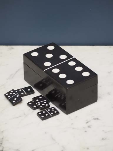 Boîte à dominos noire