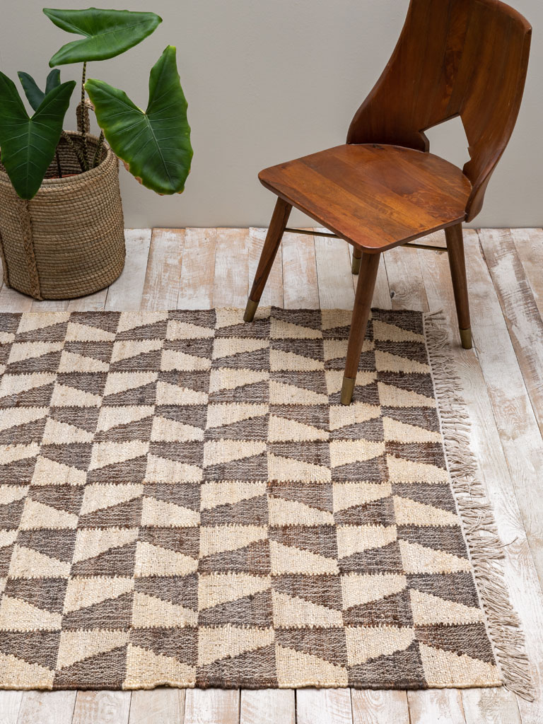 Shades of beige cotton and sisal rug - 1