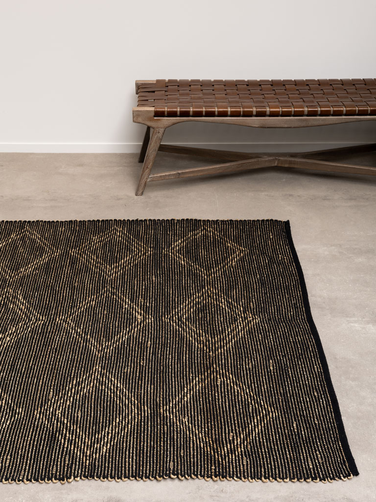 Large cotton and seagrass rug with rhombus - 1