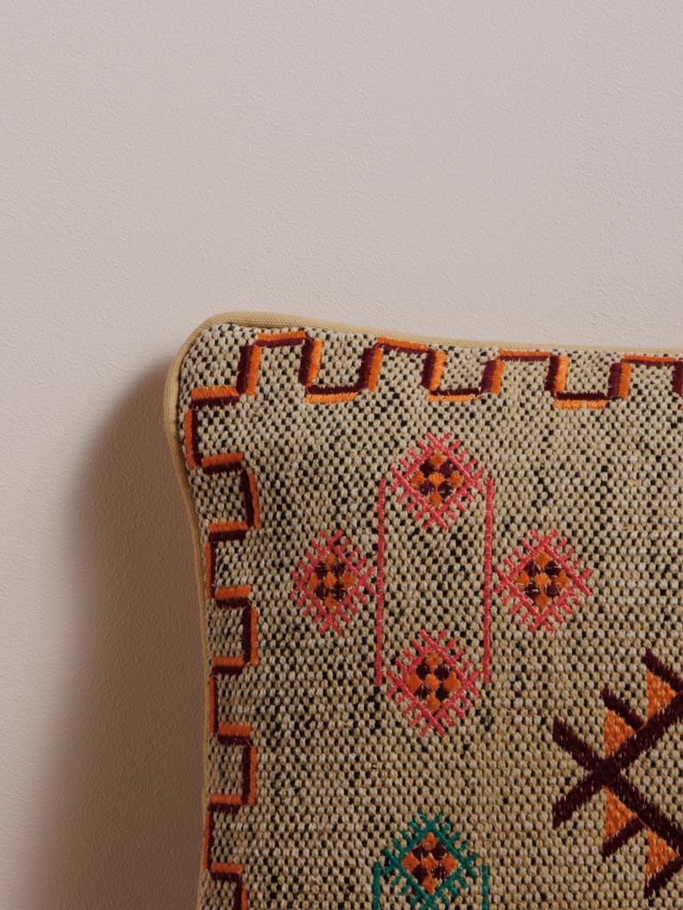 Embroidery cushion Harmony - 3