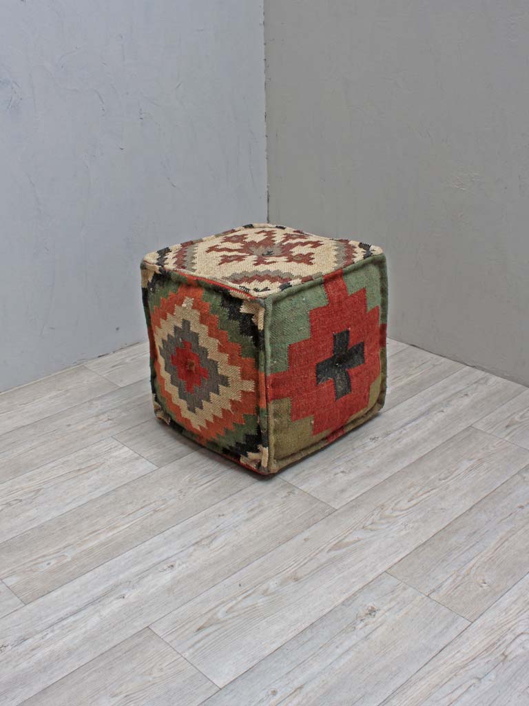 Square ottoman in kilim - 1