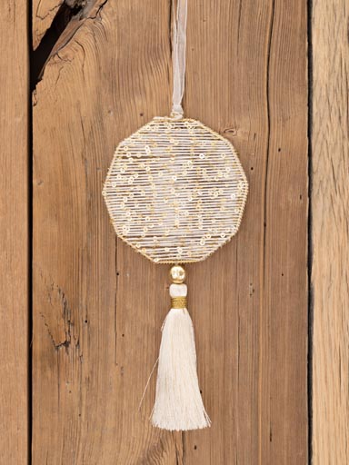 Round deco with thread and sequins