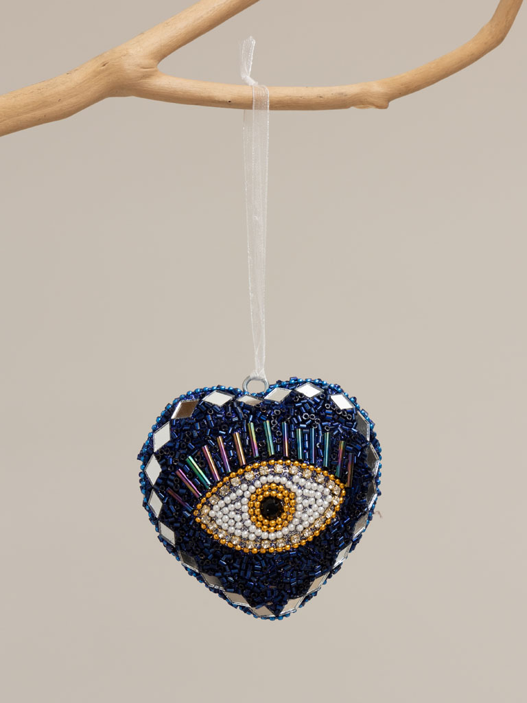 Hanging beaded heart with pearl eye - 1