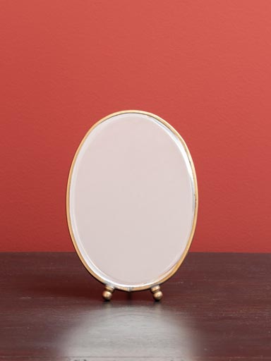 Oval standing mirror