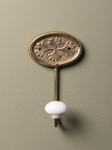 Oval florwery hook with ceramic ball