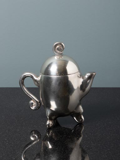 Teapot candle