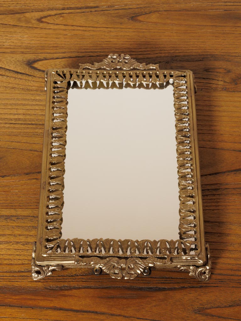 Mirrored tray scalloped edges - 4