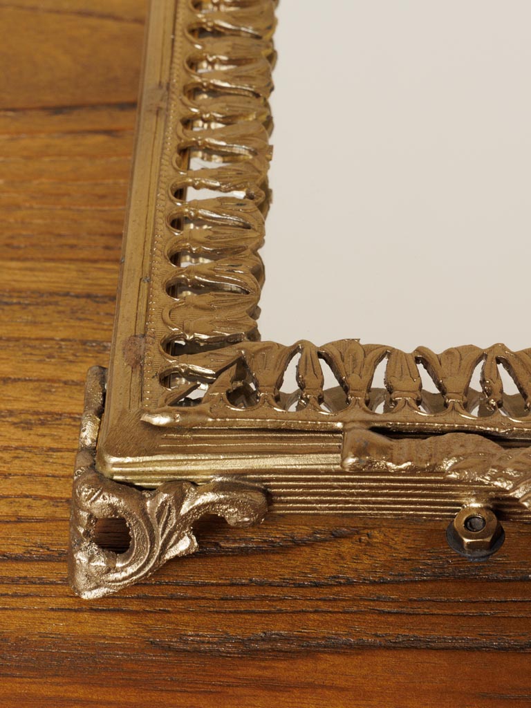 Mirrored tray scalloped edges - 3