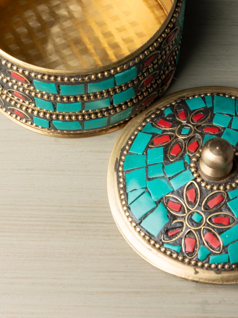 Small brass box with turquoise inserts - 4