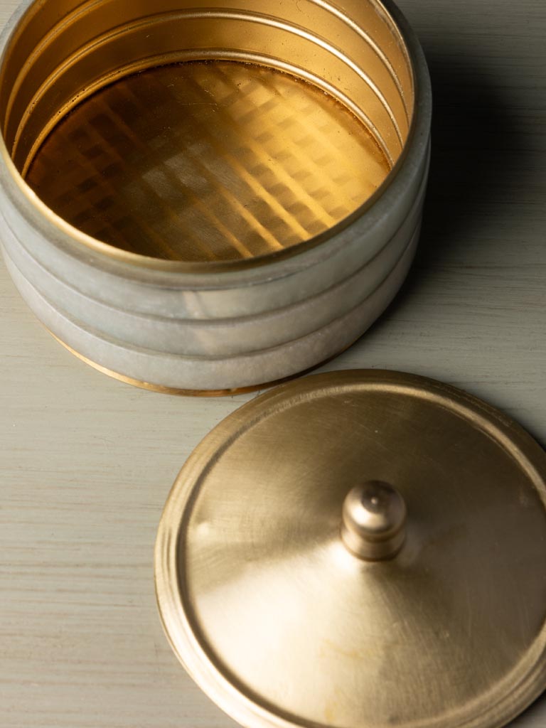 Small brass box - 4