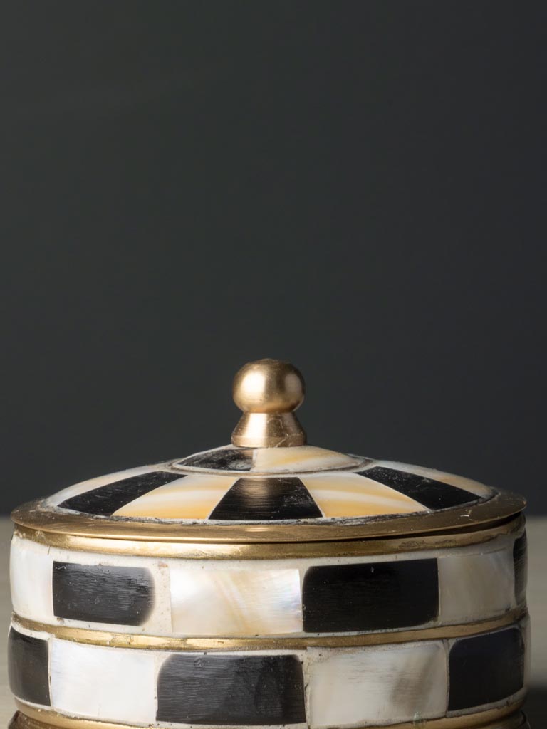 Tiny black & white brass box - 4