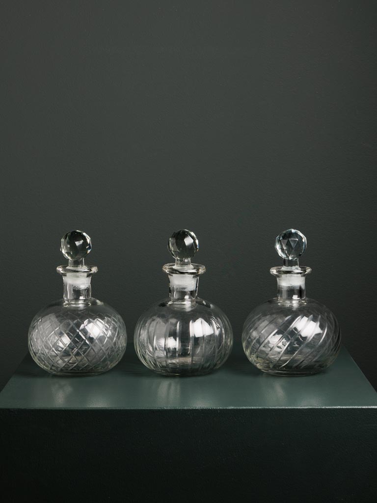 S/3 small engraved glass bottles - 3